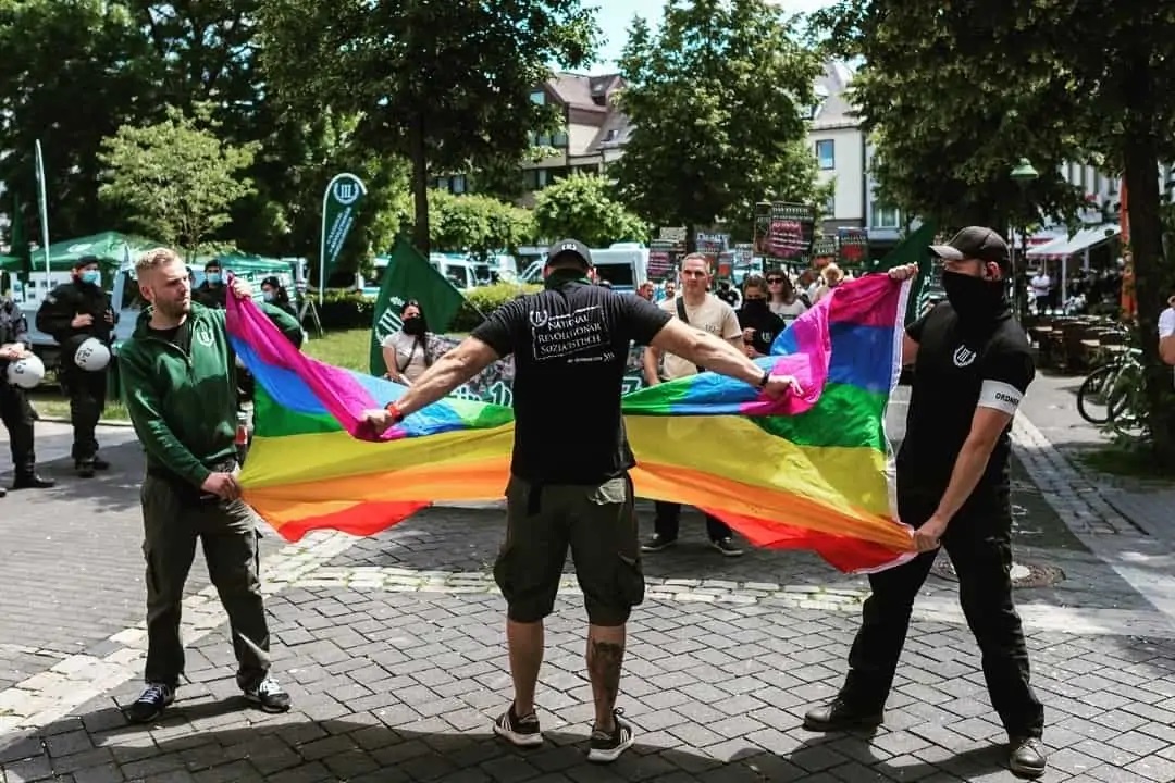 Kein Raum für Homopropaganda! - Spontaner Protest in Dessau!