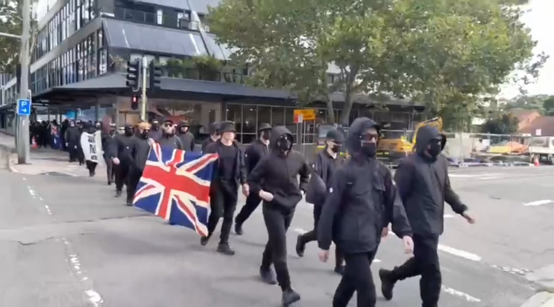 Australien: Nationalisten intervenieren gegen antiweißen Schuldkult zum Nationalfeiertag