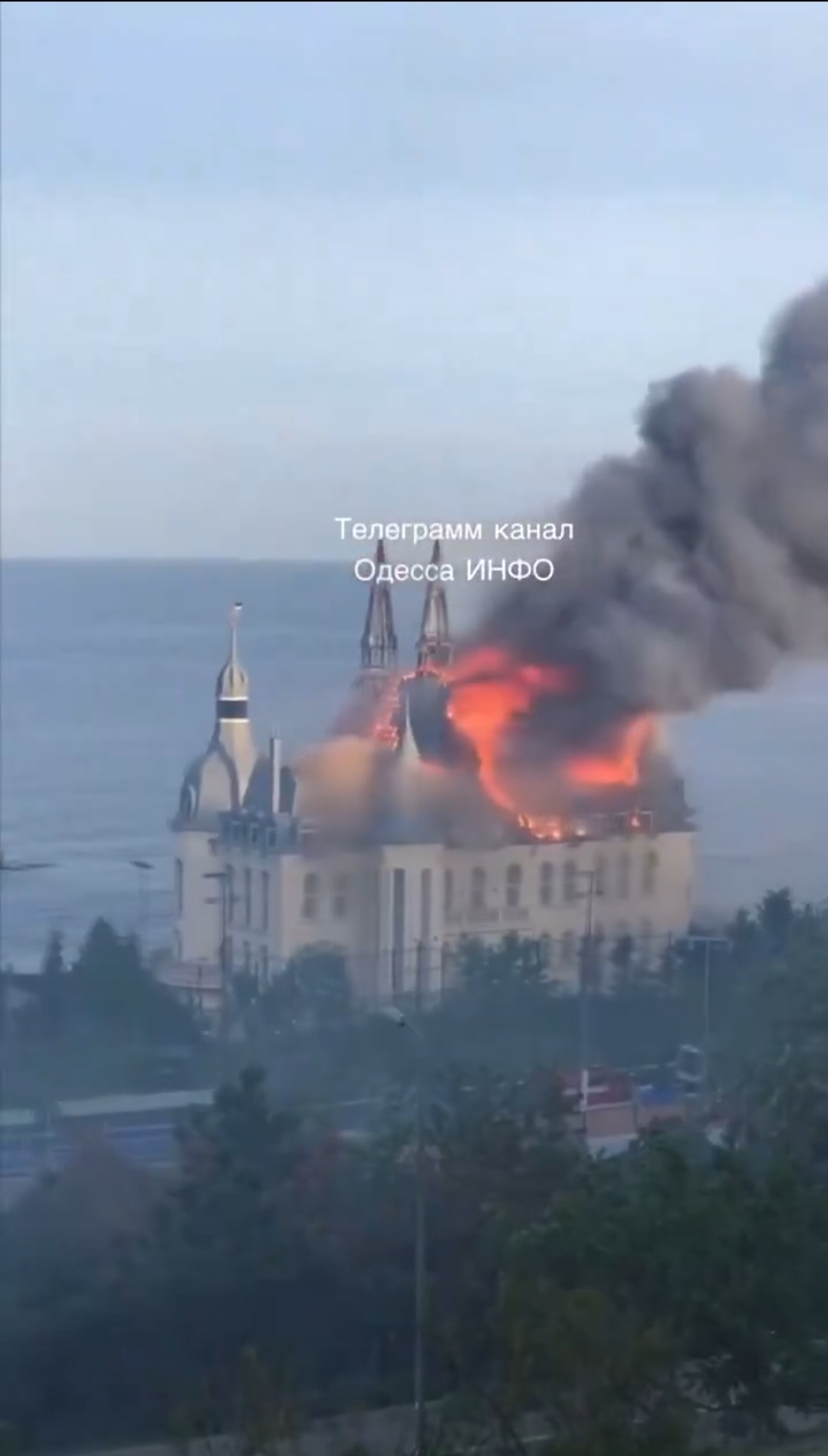 Russischer Raketenterror trifft „Harry-Potter-Schloss“ in Odessa