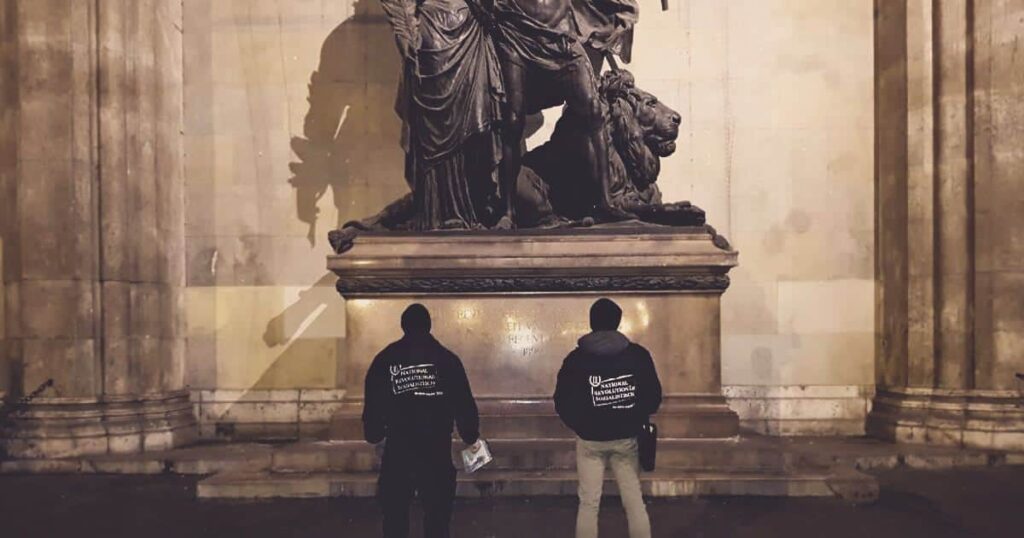 Aktivisten vor der Feldherrnhalle